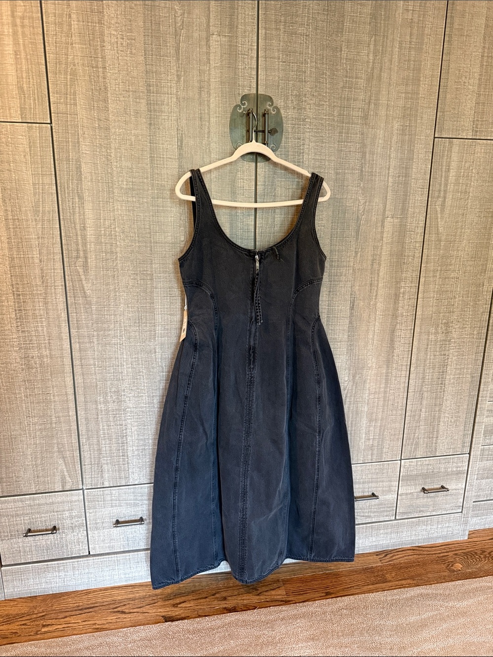 DALA Cocoon Bustier Dress - Picture 4 of 17
